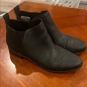 Toms Black Ankle Boots (348)